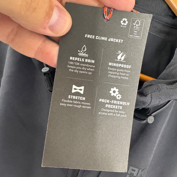 NEW AKHG Alaskan Hard Gear Women's Free Clime Soft Shell Jacket - Picture 5 of 10